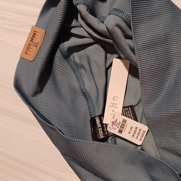 Pink SPORT SEAMLESS VICTORIA'S SECRET XL SEAMLESS BIKE SHORT GREEN OMBRE NWT - Picture 8 of 8